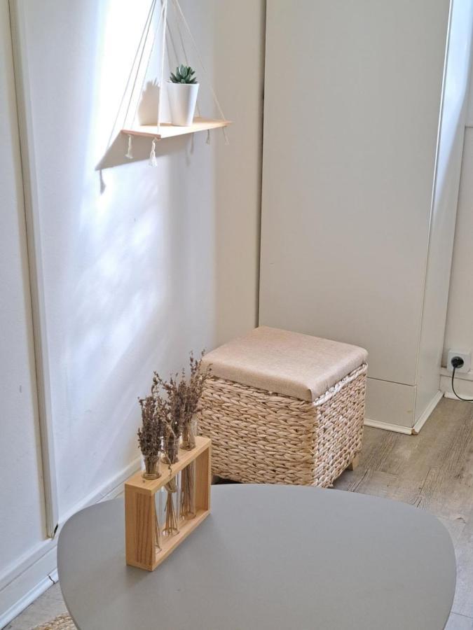 Small And Functional Studio In A Charming Residence - Benakey Cannes Exterior photo